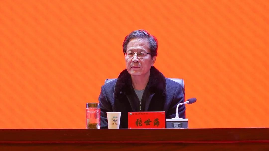 外交部发言人就甘肃相关评论文章发表看法